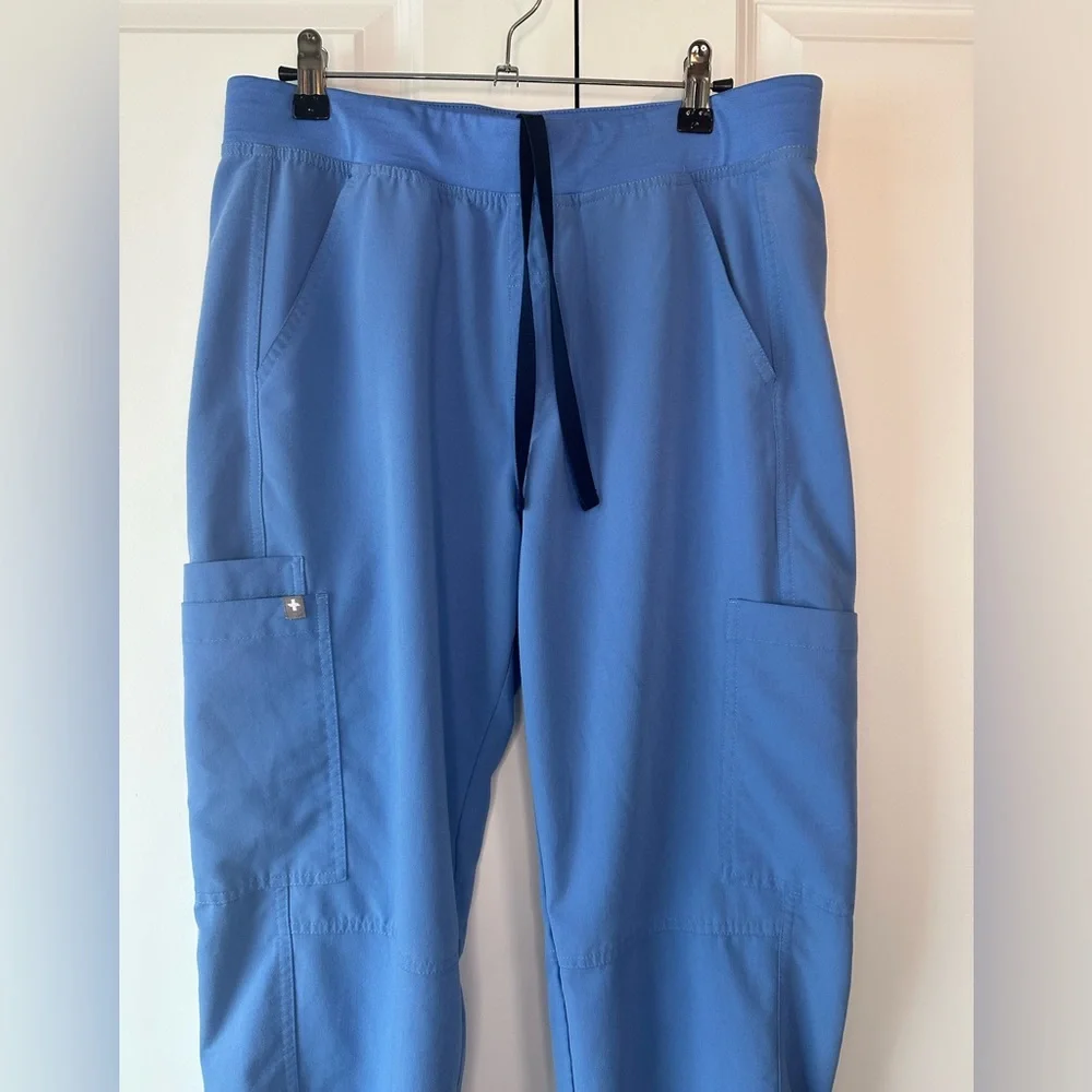 Figs Men’s Axim Cargo Scrub Pants Ceil Blue (Size M/S)